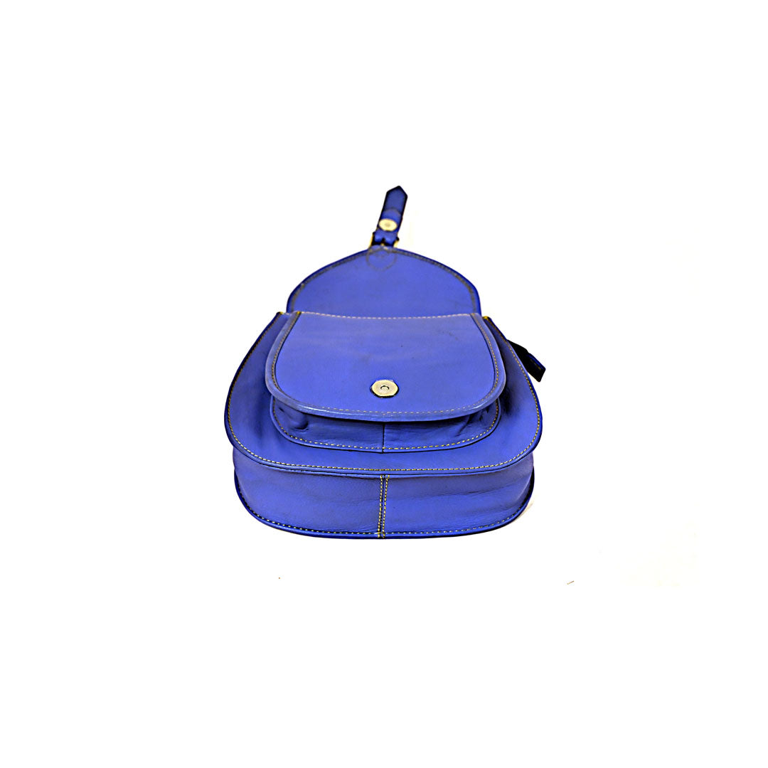 Syraah Sleek Compact Crossbody Bag - Premium Leather in Vibrant Blue