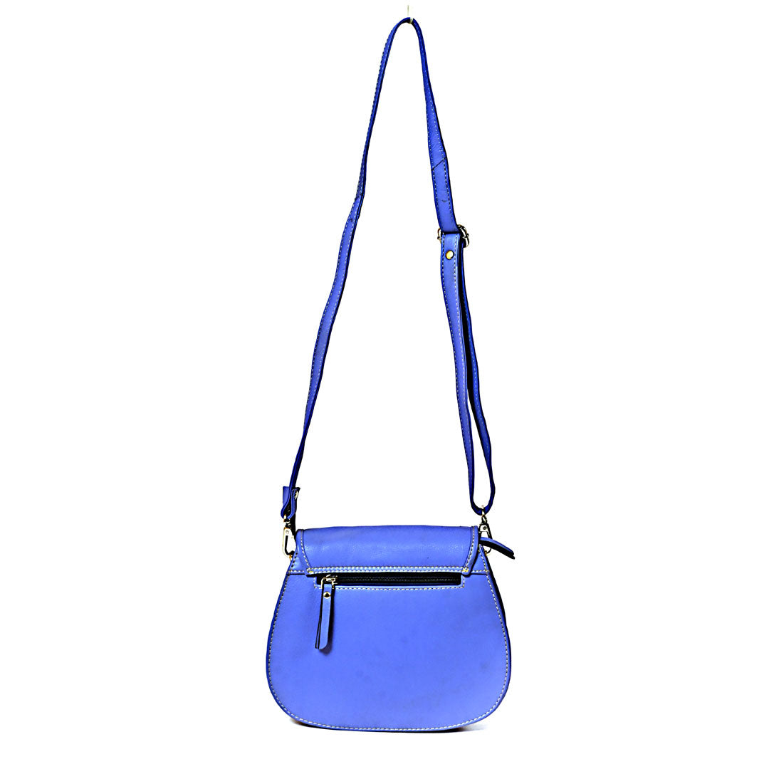 Syraah Sleek Compact Crossbody Bag - Premium Leather in Vibrant Blue